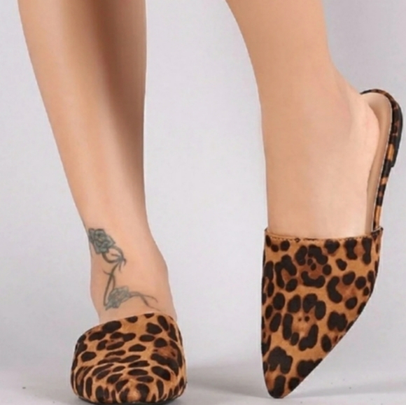 Leopard Print Mules Slip Ons - Picture 13 of 13